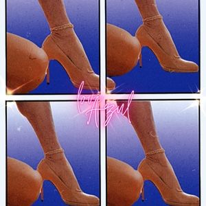 Stuart Weitzman pump, nude heel,